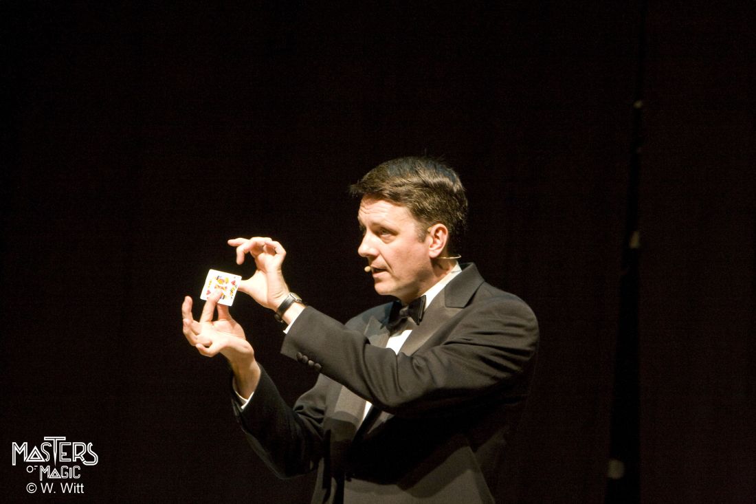 Guy Hollingworth - Masters of Magic