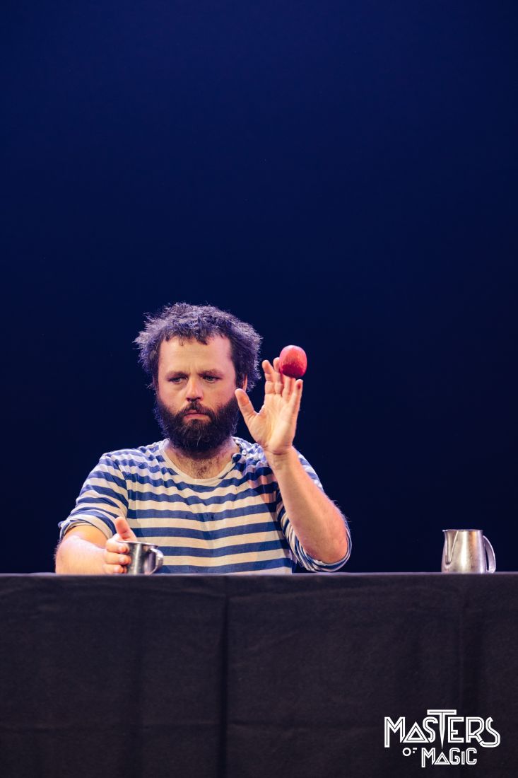 Yann Frisch - Masters of Magic