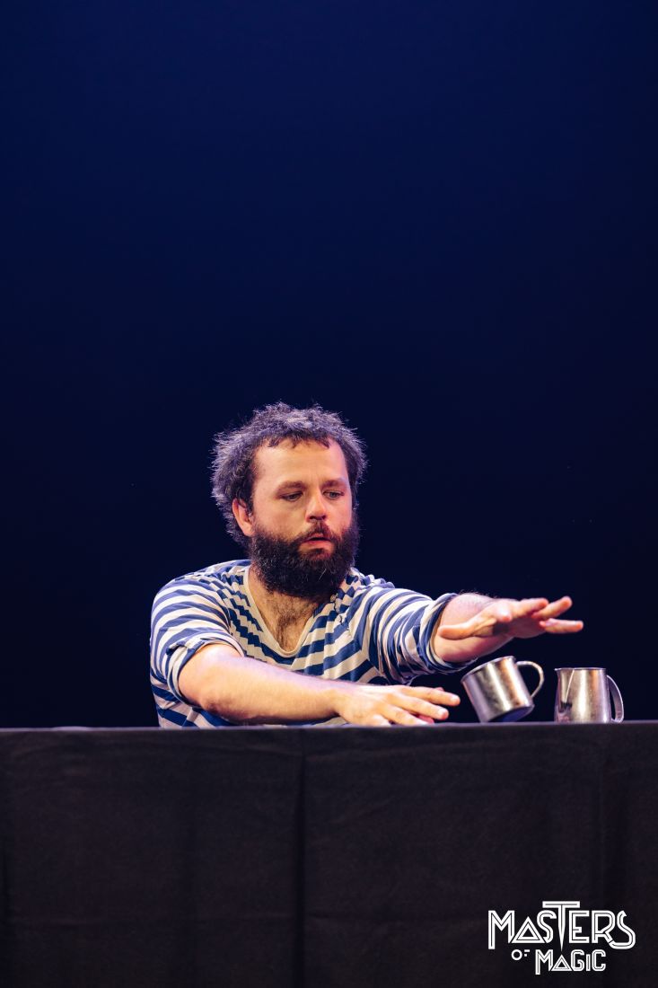 Yann Frisch - Masters of Magic