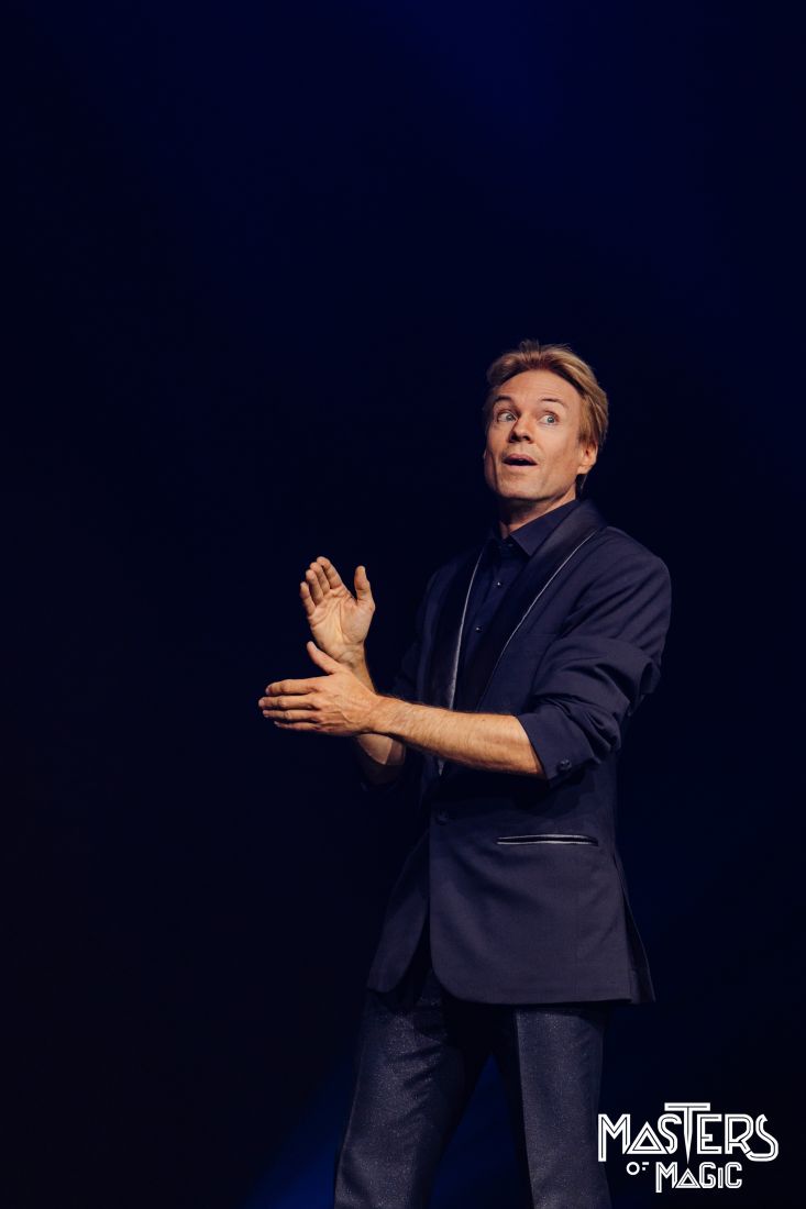 Peter Marvey a Masters of Magic